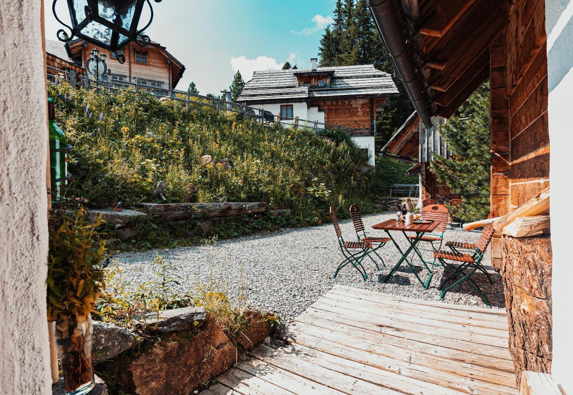 Mei Zeit Huettendorf Turracher Hohe Exteriér fotografie